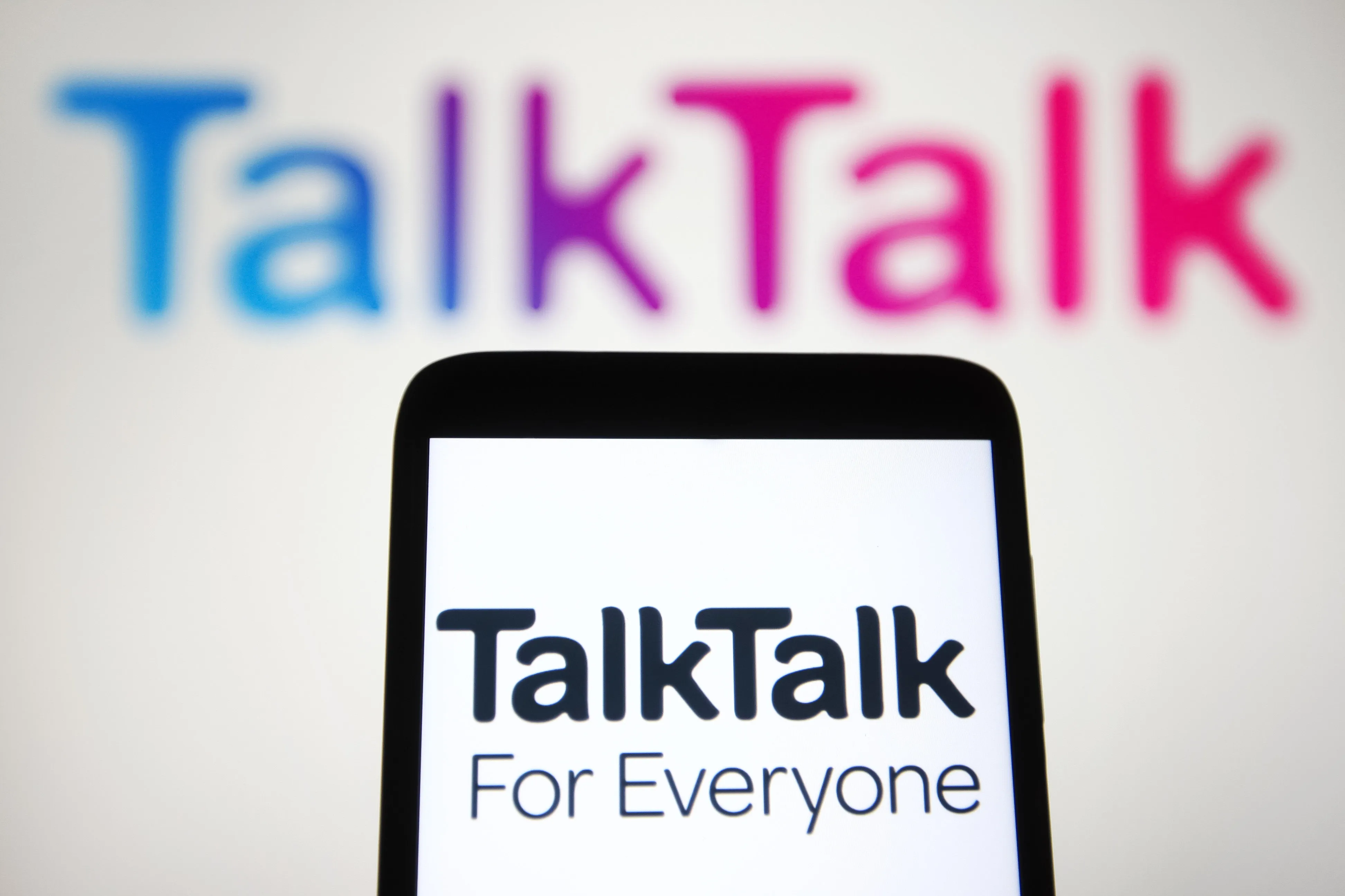Epiris in talks to buy TalkTalk's PXC for about £200m as a £300m break-up leaves lenders facing losses