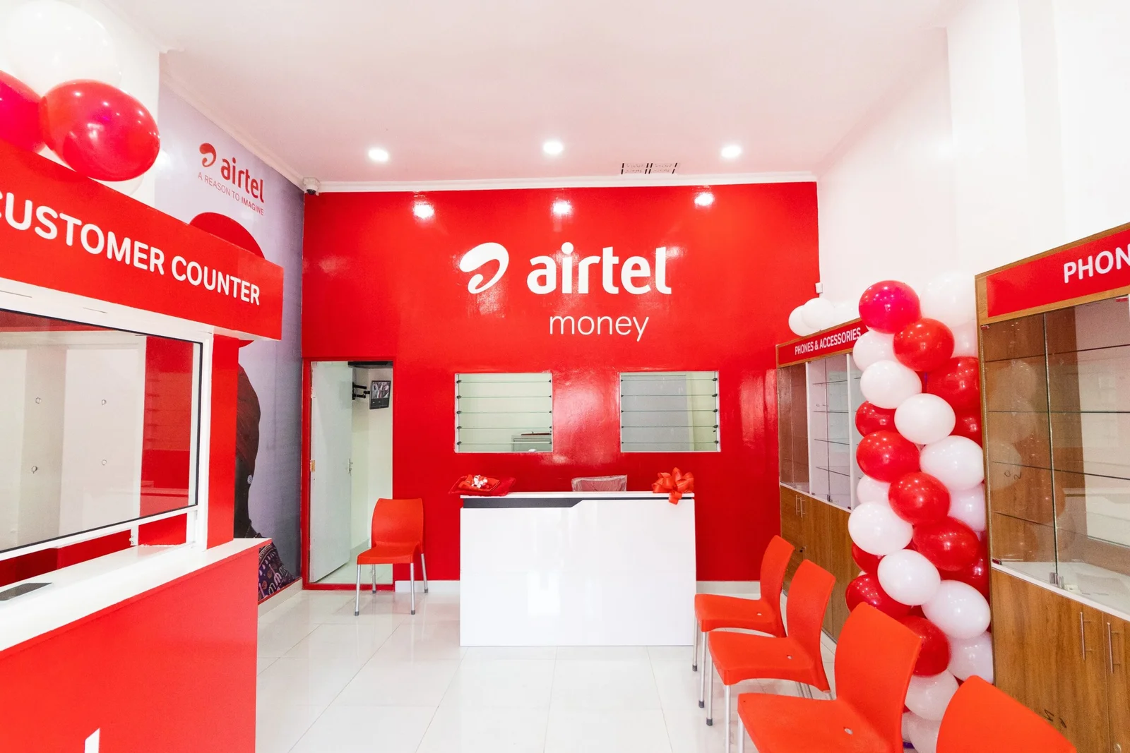 Airtel Money floats in London at a £5.3bn valuation as shareholders sell £529m of stock in the City's largest IPO for five years