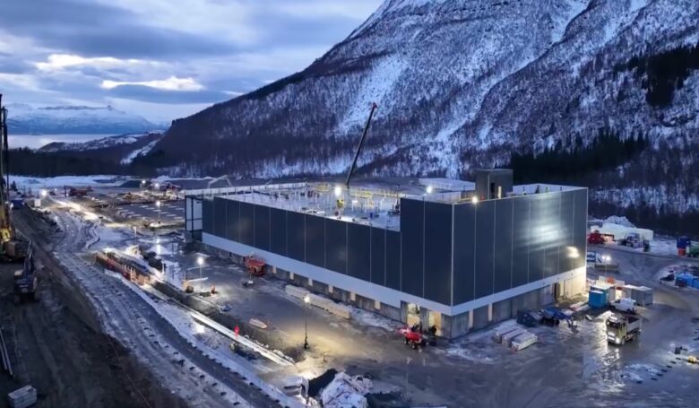 Nscale faces calls to cut its IPO valuation to as little as $16bn as Microsoft walks away from its Loughton data centre
